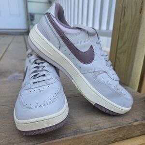 Womens Nike